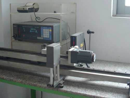 激光微米測(cè)量?jī)x